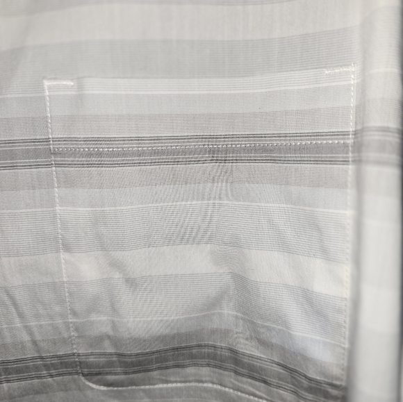 Travis Mathew Button Up - Picture 3 of 5